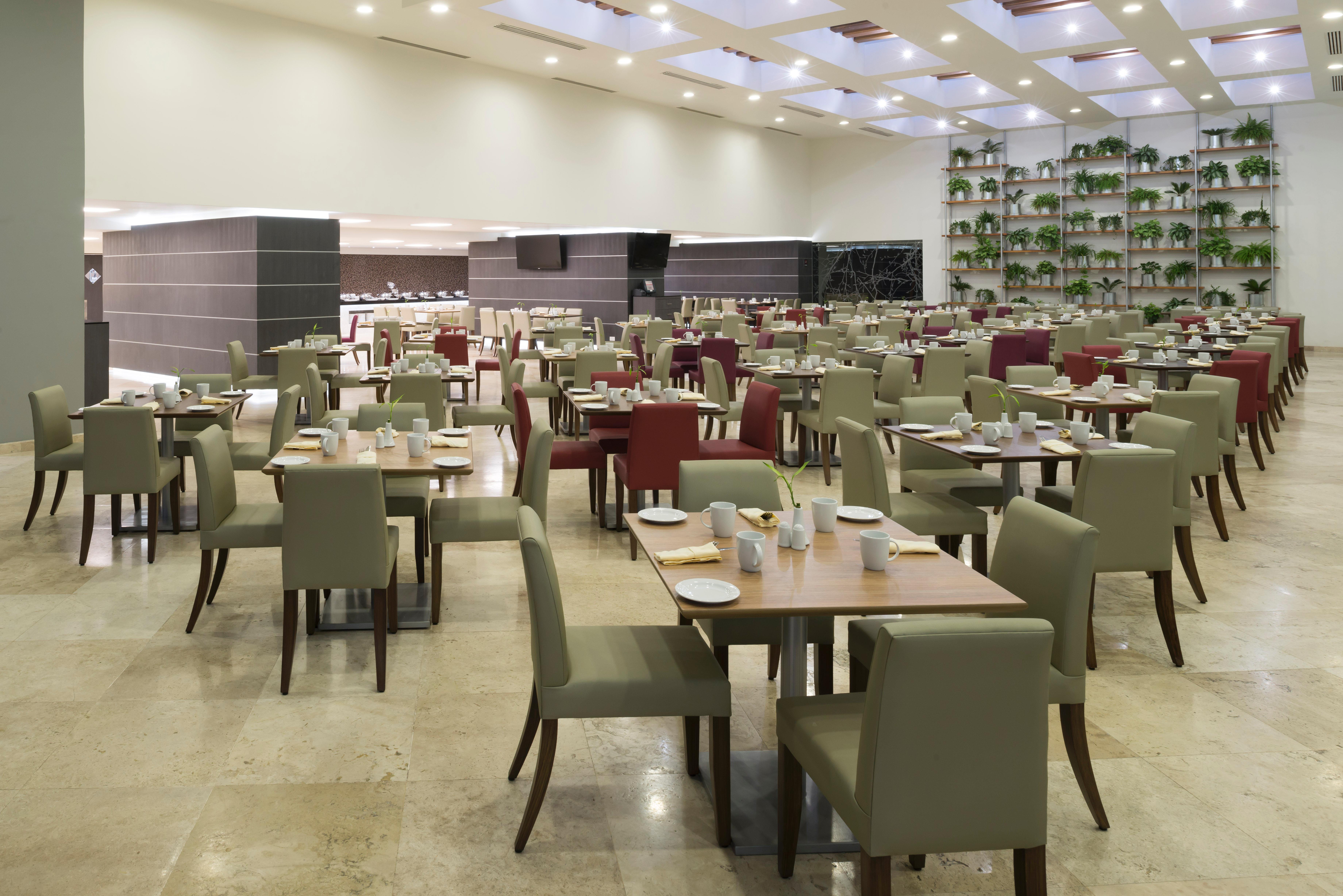 Real Inn Tijuana By Camino Real Hoteles Ngoại thất bức ảnh The dining room