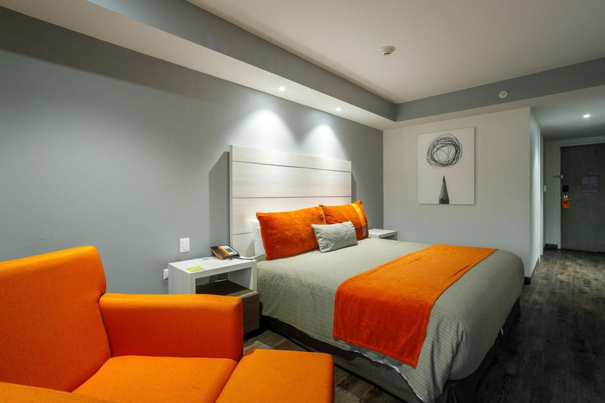 Real Inn Tijuana By Camino Real Hoteles Ngoại thất bức ảnh A room at the hotel