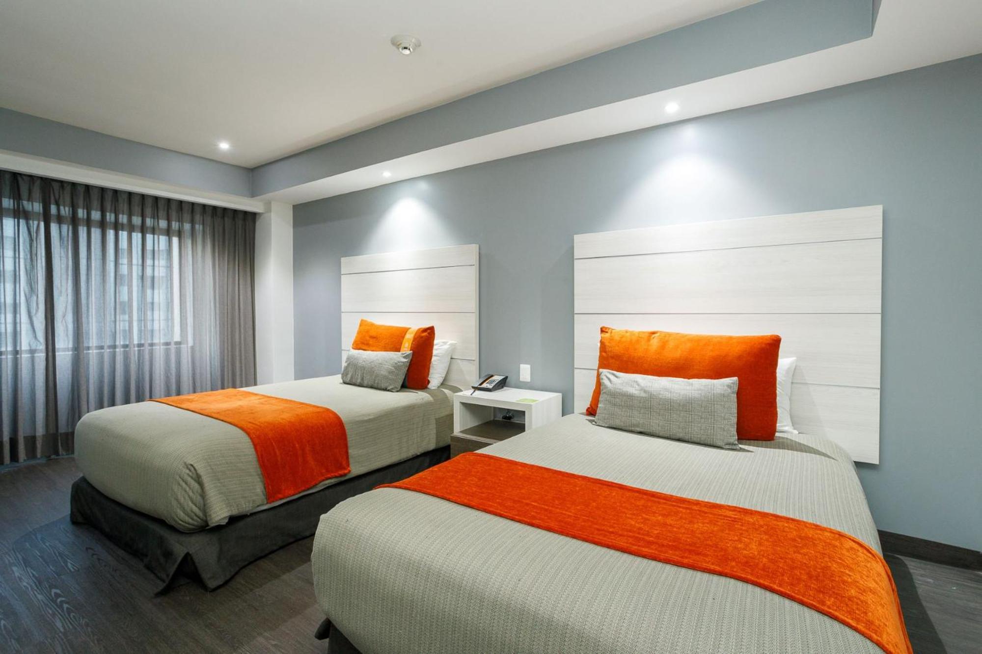 Real Inn Tijuana By Camino Real Hoteles Ngoại thất bức ảnh A room at the hotel