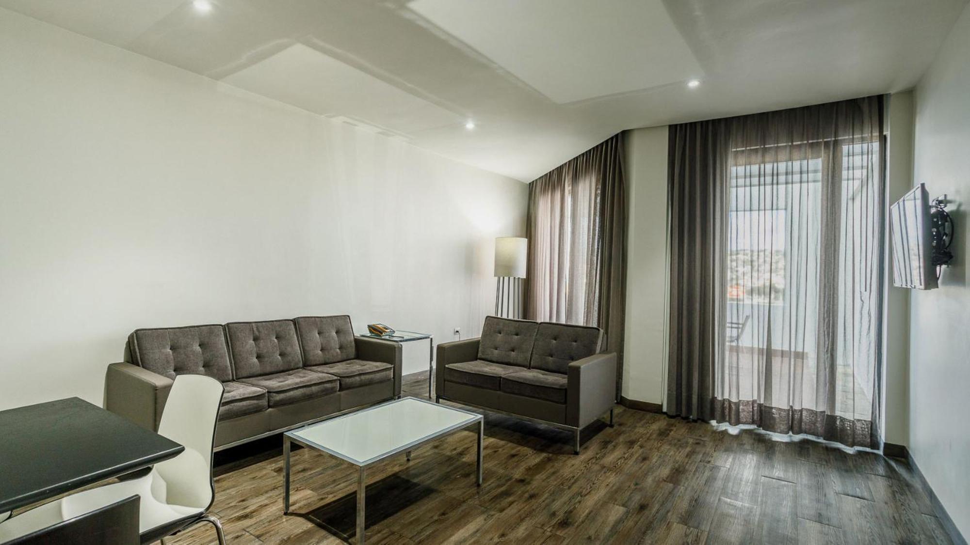 Real Inn Tijuana By Camino Real Hoteles Ngoại thất bức ảnh